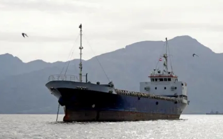 US-Iran War: ‎Iran Tightens Control of Strait of Hormuz as War Uncertainty Grows